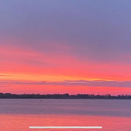 Woonboot De Witte Loosdrechtse Plassen * Лусдрехт