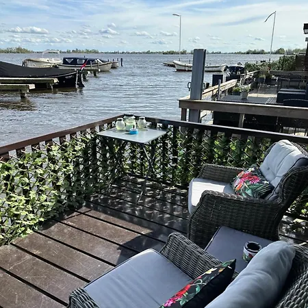 Woonboot De Witte Loosdrechtse Plassen Tekne Loosdrecht