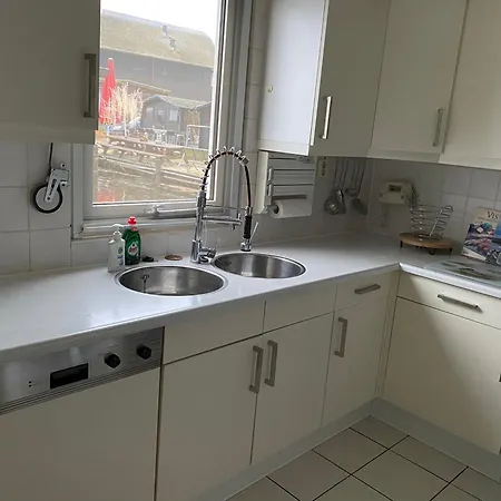 Woonboot De Witte Loosdrechtse Plassen Loosdrecht